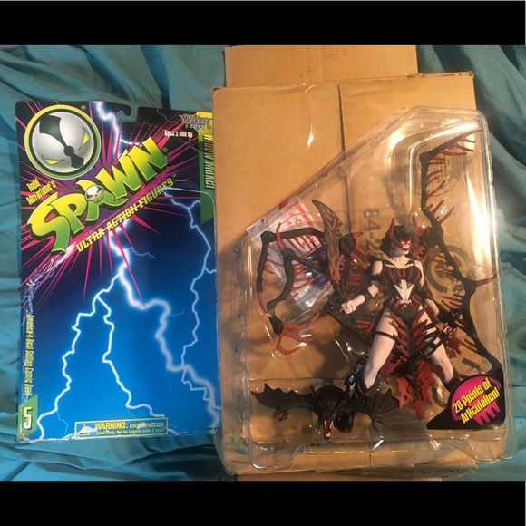 McFarlane Toys Variant 8 Widow Maker Figure, Spawn - Picture 9 of 10